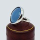 Antik Damgaard-Lauritsen præsenterer: Regitze Overgaard for Georg Jensen; Ring i sølv med blå quartz, nr. 466