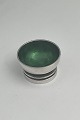 Danam Antik præsenterer: Georg Jensen Sterling Sølv Pyramide Saltkar No 632 (Grøn emalje)