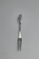 Danam Antik præsenterer: Georg Jensen Sterling Sølv Magnolia No 84 Pålægsgaffel