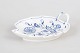 L'Art presents: Meissen Blue Onion dish with handle.