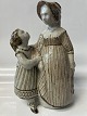 Antik Huset præsenterer: B&G Stentøjs figur - Mor og datter.No. 206.Højde 25 cm.