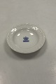 Danam Antik præsenterer: Royal Copenhagen Forhandle Platte på Hvid Halvblonde