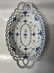 Antik Huset præsenterer: Musselmalet TyskBrød / FrugtfadLængde. 30,0 cm.
