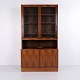 Osted Antik & Design præsenterer: Carlo Jensen Todelt Vitrineskab i Palisander for Hundevad & Co. 1960’erne
