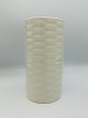 Gamlefund.dk præsenterer: Royal Copenhagen Hvid Fajance Vase Nr. 4482