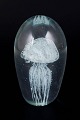 L'Art præsenterer: Skandinavisk kunstglasskulptur med vandmand.