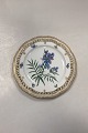 Danam Antik præsenterer: Royal Copenhagen Privatmalet Flora Danica Frokosttallerken No. 20/3554