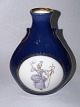 Emma Kongsbøll: Vase fra Bing & Grøndahl