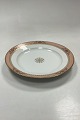Danam Antik præsenterer: Royal Copenhagen Stel 594 Middagstallerken No. 9361