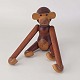 Kinnerup Antik & Porcelæn præsenterer: Kay Bojesen figurAbe i teak14-26 cm