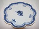 Tranquebar
Large platter with wavy border