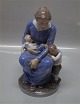 Dahl Jensen figurine
1284 "Refugees" (LJ) 23 cm Mother and children on the run