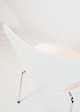 Et sæt af 8 Syver stole, model 3107, designet af Arne Jacobsen og fremstillet hos Fritz Hansen. 5000m2 udstilling.