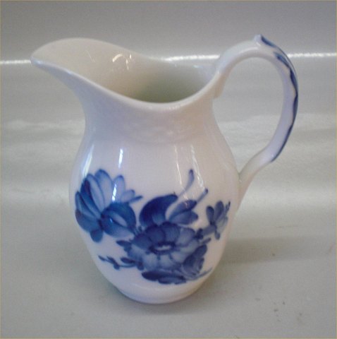 Klosterkælderen - Danish Porcelain Blue Flower braided Tableware * 8025-10  Creamer small 6 oz. / 1 - Danish Porcelain Blue Flower braided Tableware *  8025-10 Creamer small 6 oz. / 1
