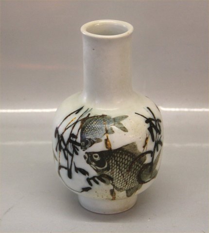 Klosterkælderen - Diana 1063-5867 Vase with fish 18 cm Nils
