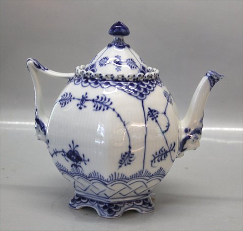 Klosterkælderen - Blue Fluted Full Lace 1118-1 Tea pot 6 cups 