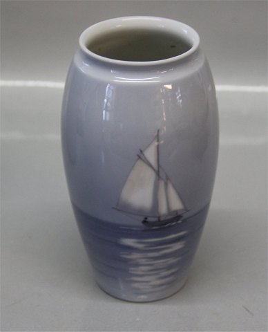 Klosterkælderen - Porcelain * B&G 850-5254 Vase Sailship 13,5 cm Marine 1. - B&G Porcelain * B&G Vase 13,5 cm Marine 1.