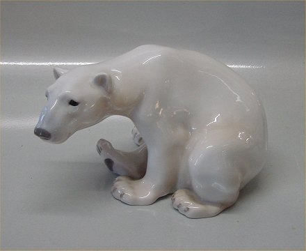Klosterkælderen - B&G 1629 Sitting Polar Bear 12 x 20 cm (RC 409