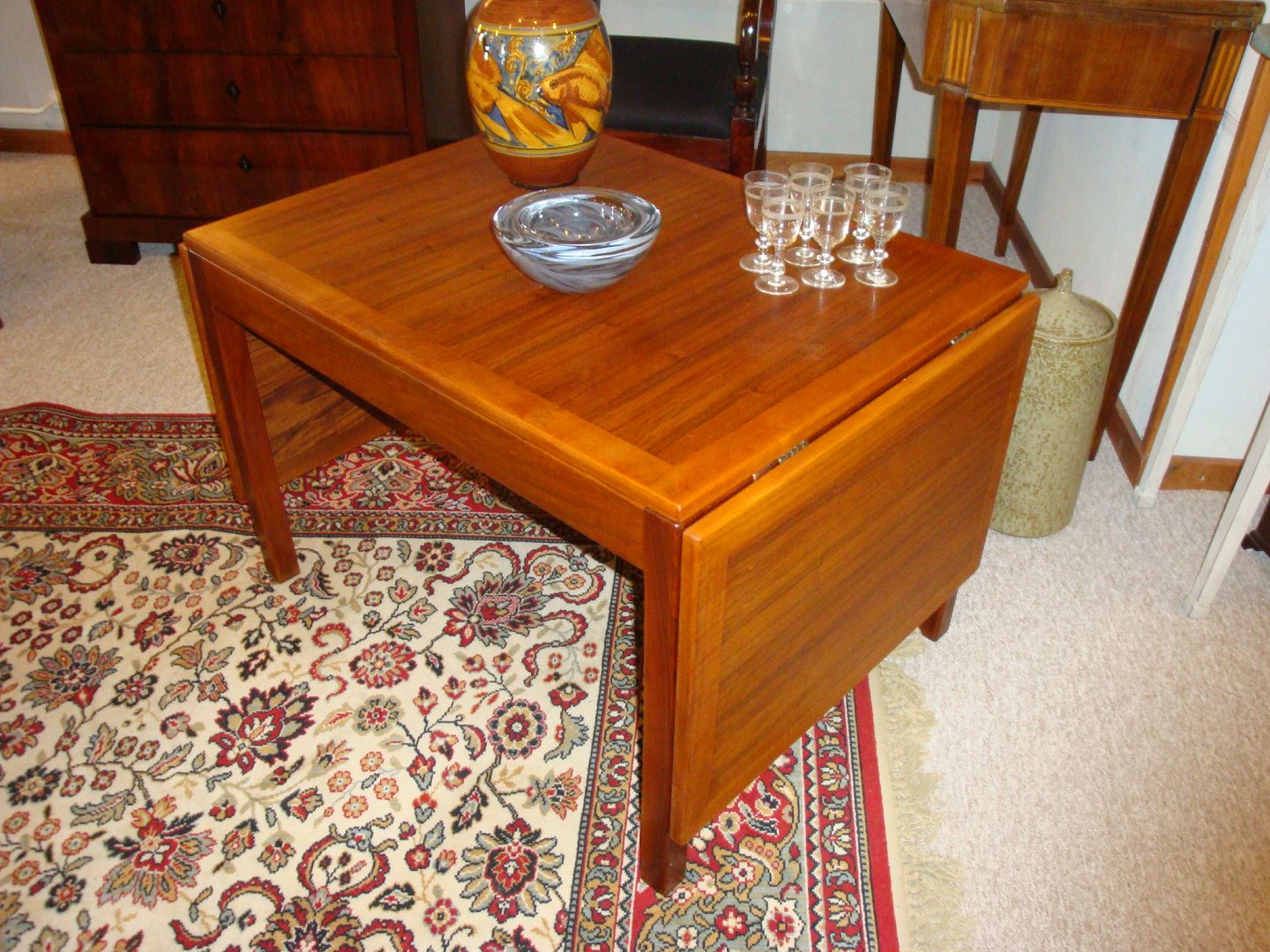 KAD ringen - Sofabord med dansk design af Børge Mogensen * 5000 m2 - Sofabord med klapper dansk af Børge Mogensen * 5000 m2 udstilling