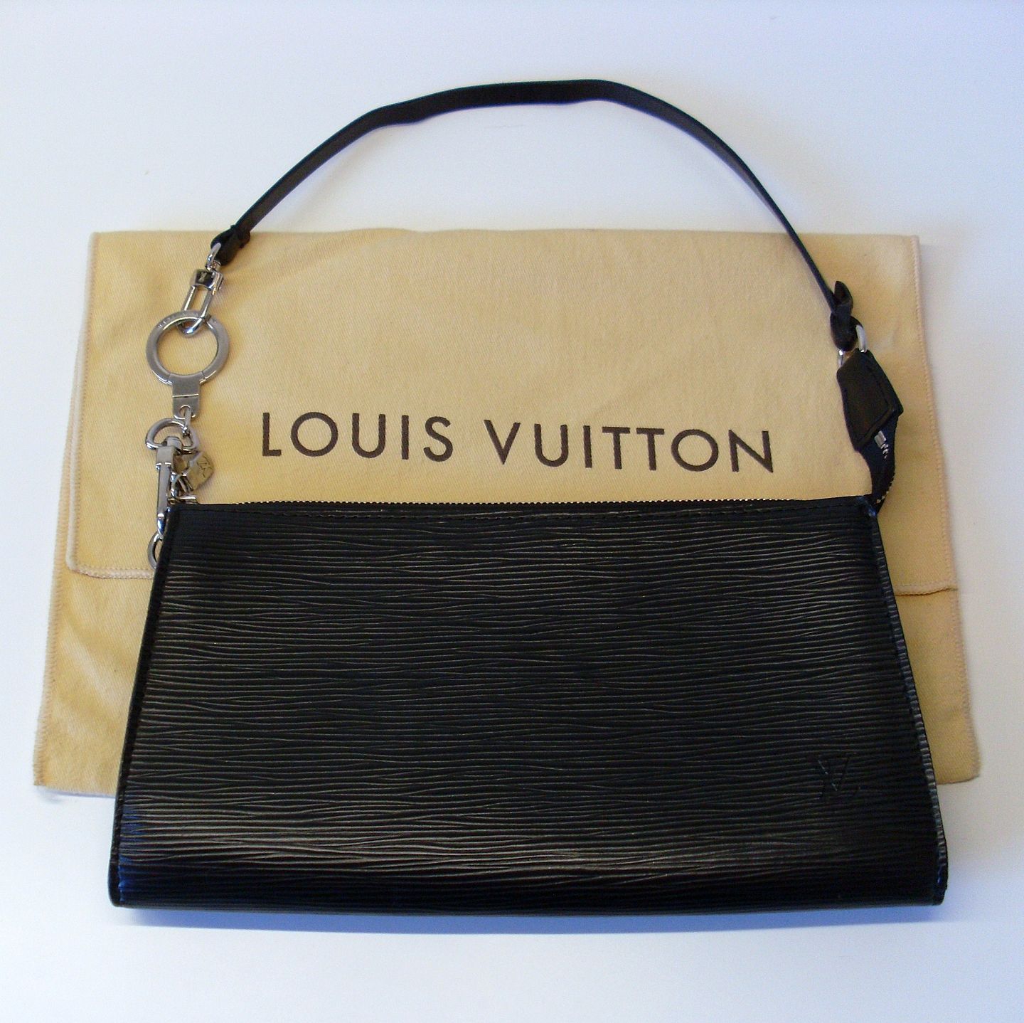 www.Antikvitet.net - Louis Vuitton taske sort læder