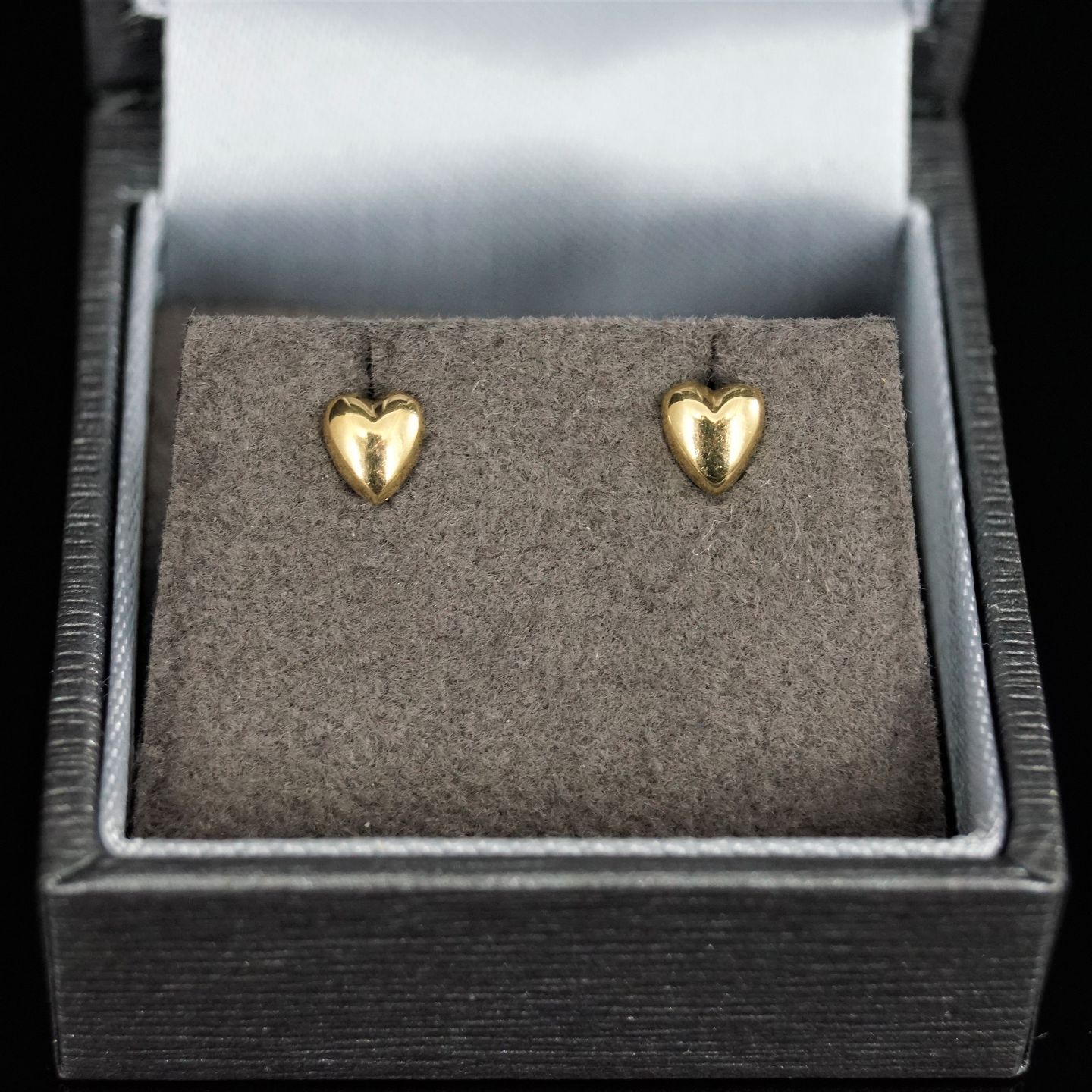 Small heart clearance shaped earrings