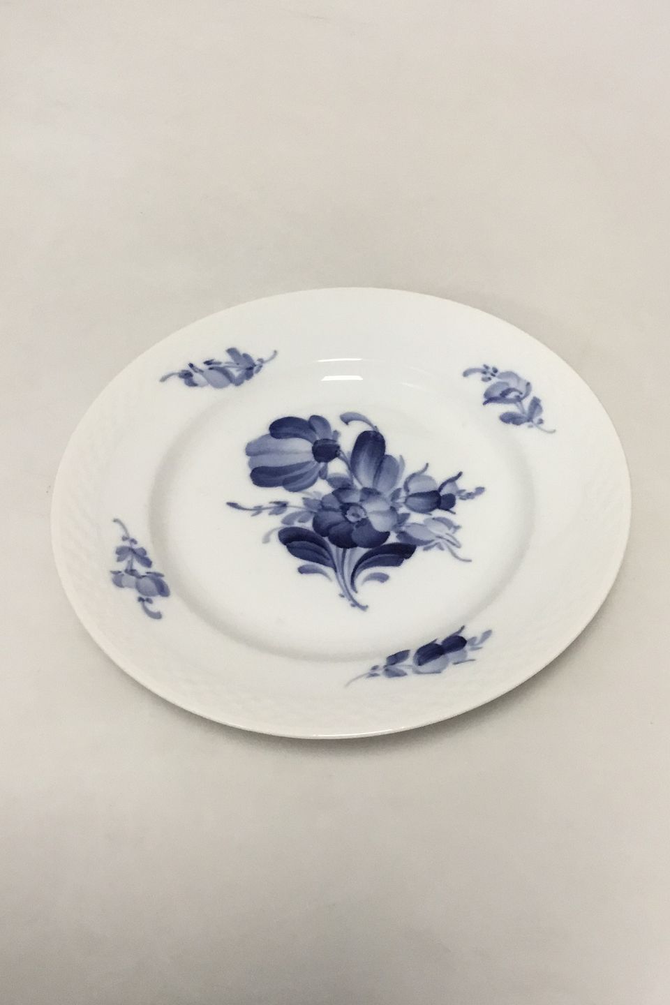 KAD ringen - Royal Copenhagen Blue Flower Braided Side Plate No 8093 - Royal  Copenhagen Blue Flower Braided Side Plate No 8093