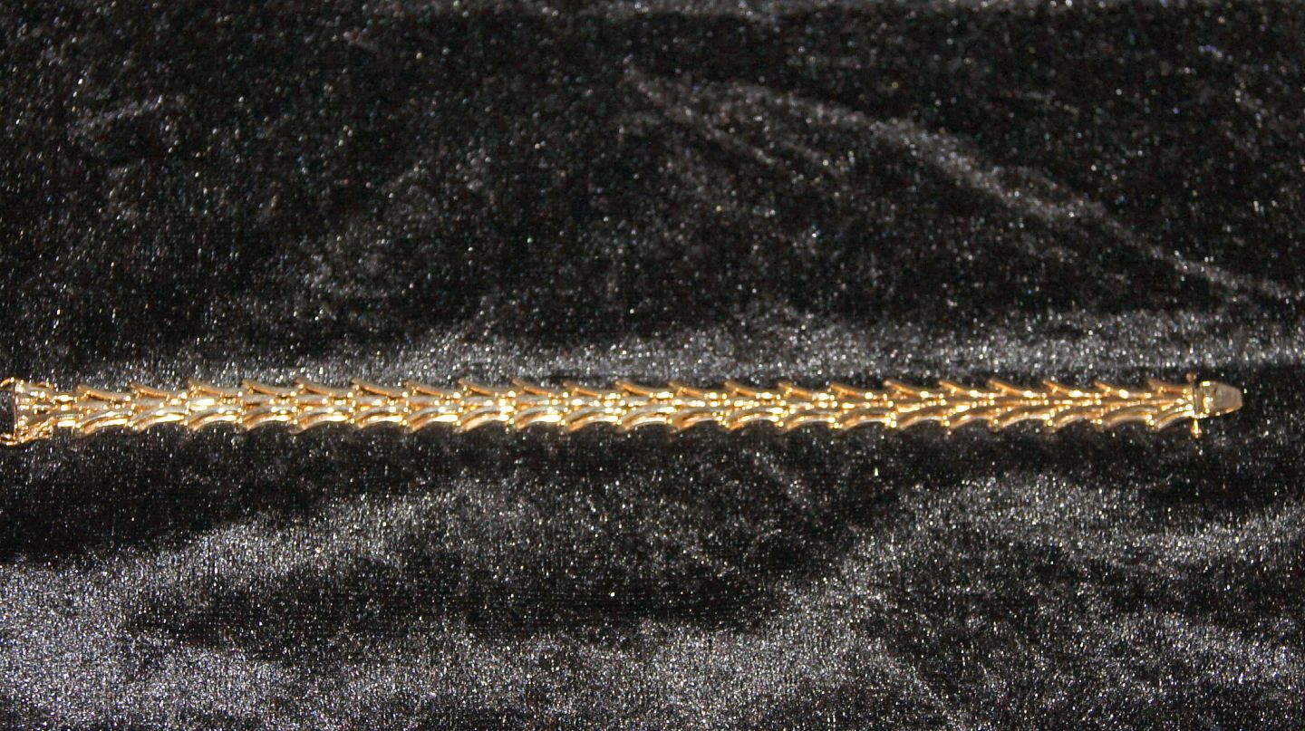 KAD - Elegant Armbånd karat Guld * Stemplet BH 585 * Længde Cm - Elegant Armbånd 14 Guld * Stemplet BH 585 * Længde 18,8 Cm