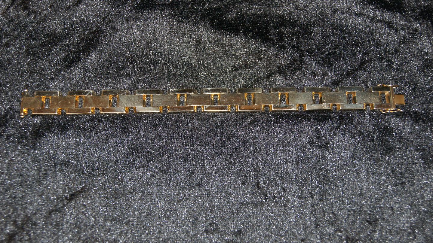 lade Crack pot Swipe www.Antikvitet.net - Blok Armbånd 3 RK i 14 karat Guld * Stemplet SKR 585 * Længde 18,5 cm lade Crack pot Swipe www.Antikvitet.net - Blok Armbånd 3 RK i 14 karat Guld * Stemplet SKR 585 * Længde 18,5 cm