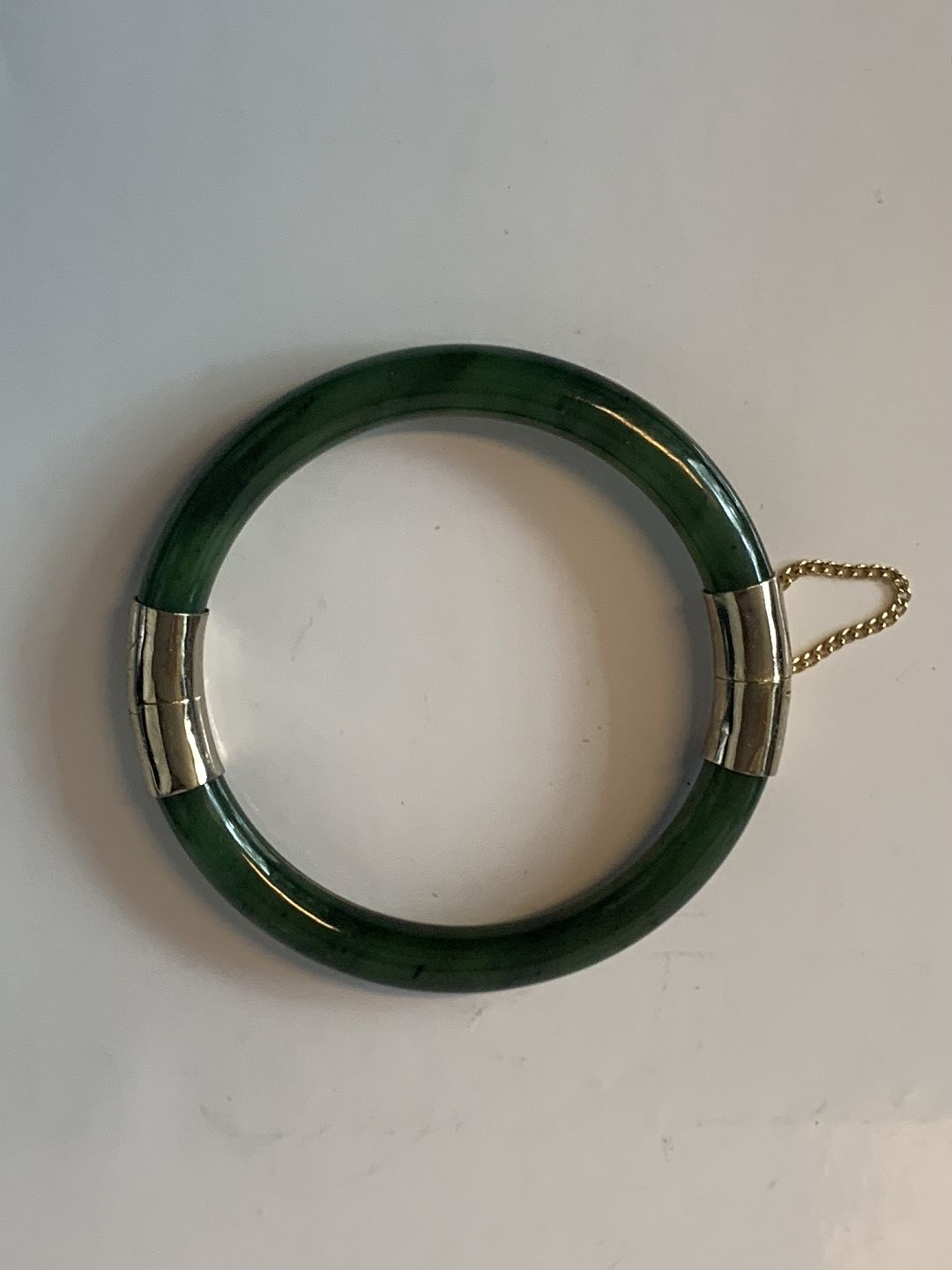 Knop dybtgående mælk KAD ringen - Armring i Jade * Indvendige mål diameter 62,30 mm - Armring i  Jade * Indvendige mål diameter 62,30 mm