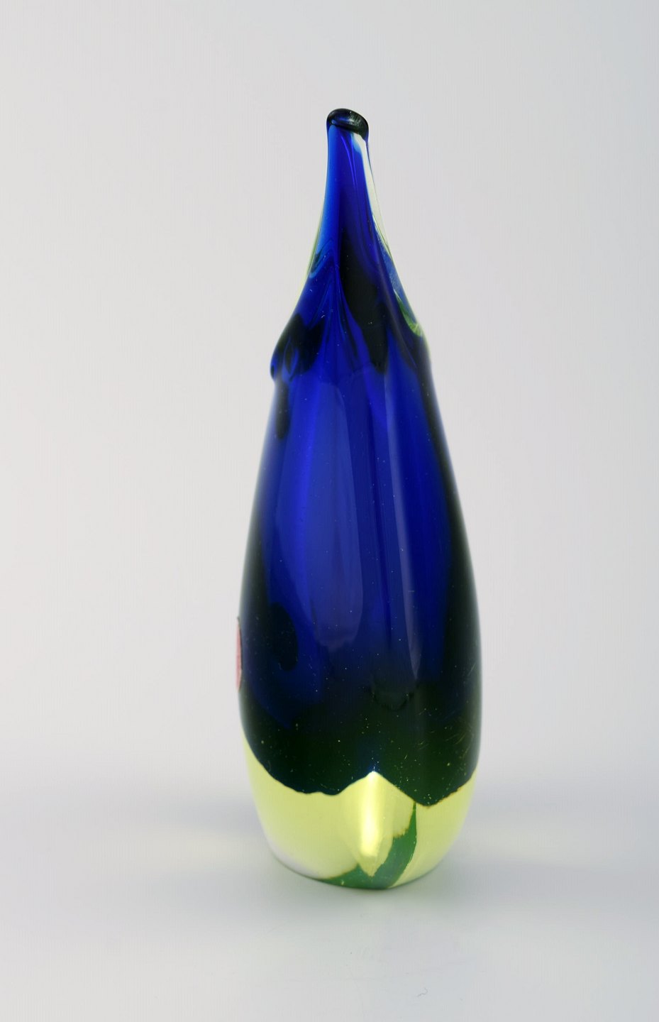 Ekspedient hjørne professionel www.Antikvitet.net - Murano vase i blåt mundblæst kunstglas. Italiensk  design, 1960'erne. *