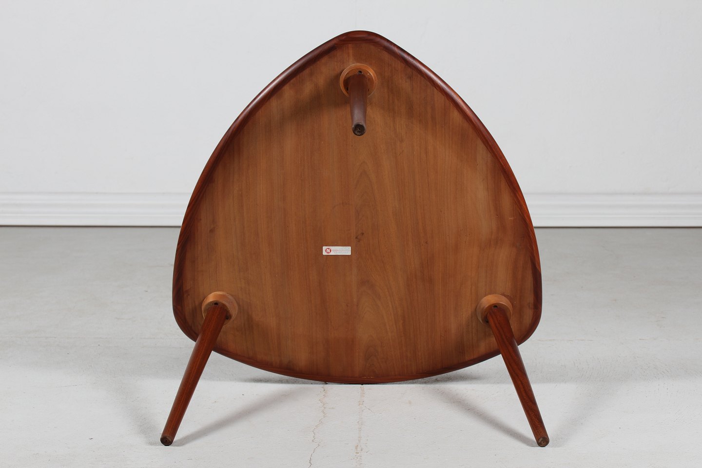 Svarende til flydende Spektakulær Stari Antik - Anton Kildeberg * * Organisk formet sofabord af teaktræ - Anton  Kildeberg * * Organisk formet sofabord af teaktræ