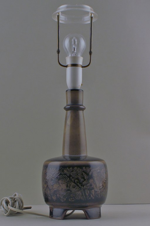 Nils Thorsson, f. Eslöv 1898, d. 1975. Royal Copenhagen bordlampe.