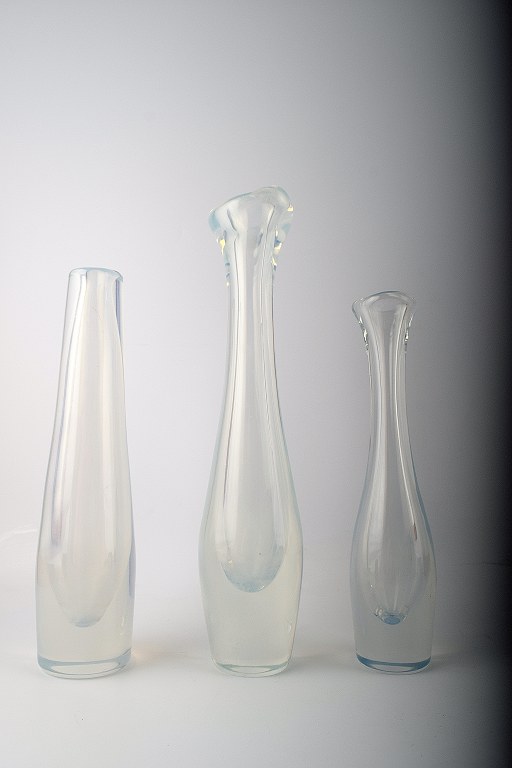 3 Orrefors kunstglas vaser, signeret.