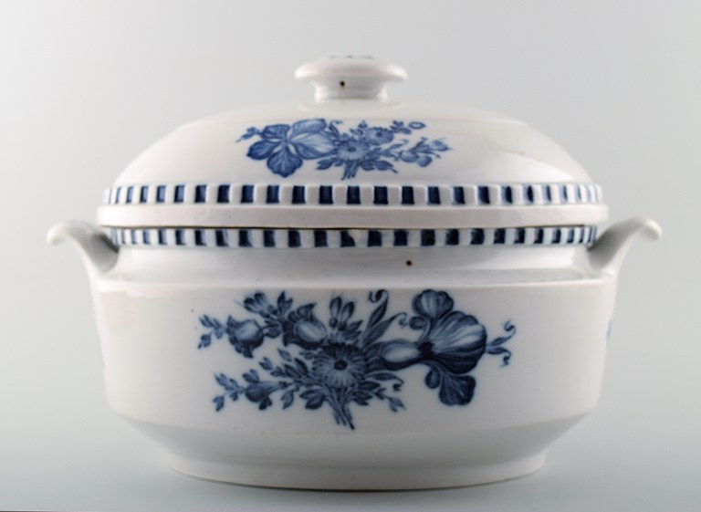 Rare Antique Royal Copenhagen blue flower Tureen.