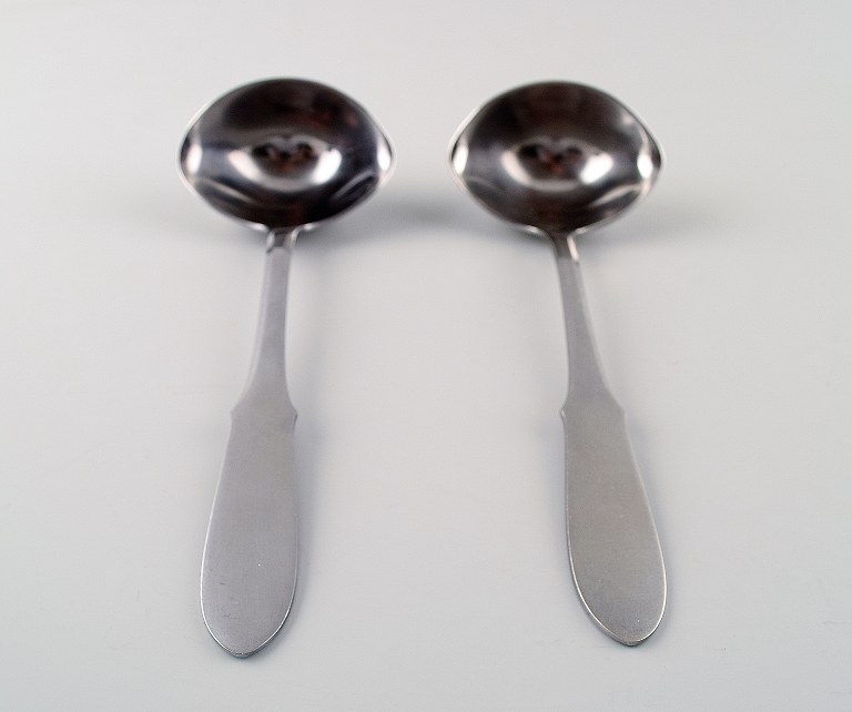 Georg Jensen, GJ Mitra steel cutlery.
sauce spoon