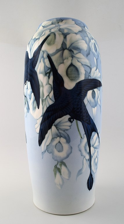 Large art nouveau Unique Rörstrand Nils Emil Lundström (1865-1960) porcelain 
vase.