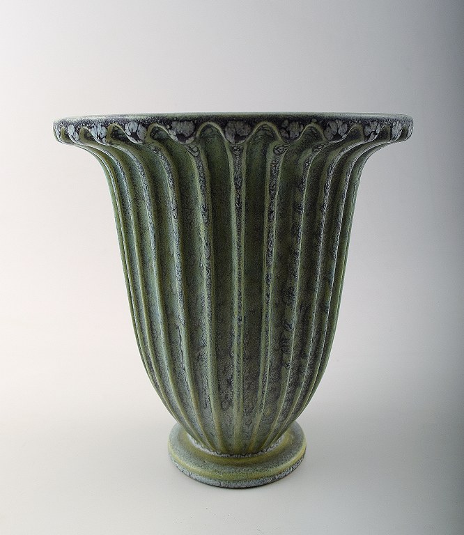 Schollert ceramic vase, classic art deco form.
