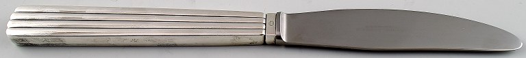 Bernadotte dinner knife from Georg Jensen.