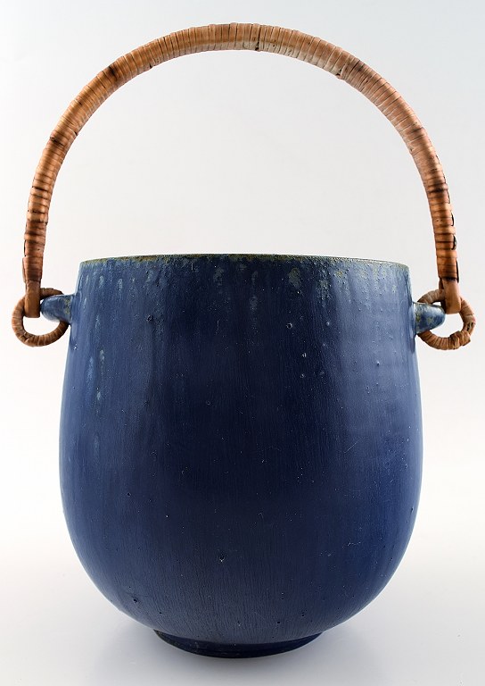 Arne Bang ceramic ice bucket.
