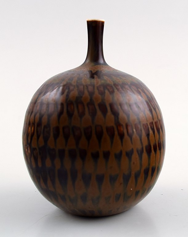 Stig Lindberg (1916-1982), Gustavsberg Studio hand, ceramic miniature vase.