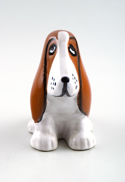 Åhlens, Lisa Larsson keramik, hund "Vov"