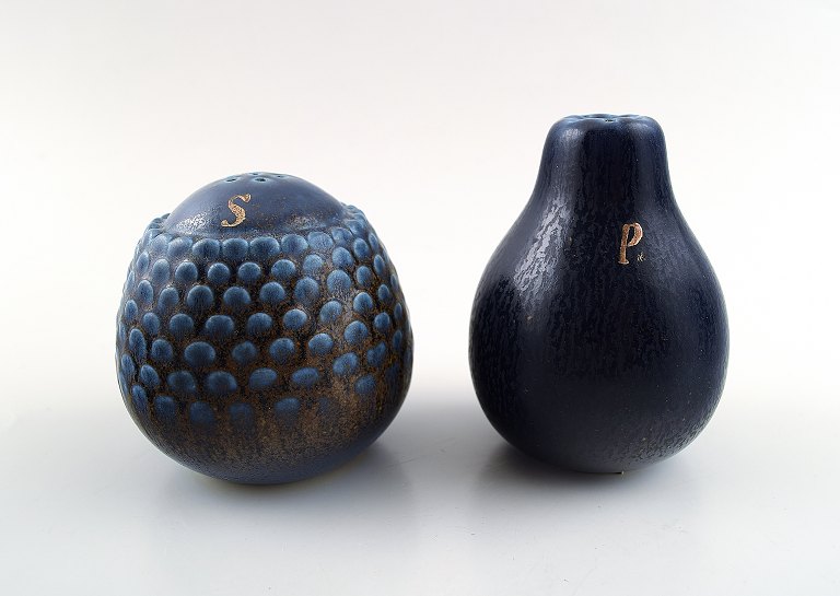 Wilhelm Kaage, Gustavsberg, salt and pepper set in modern design, 50s.