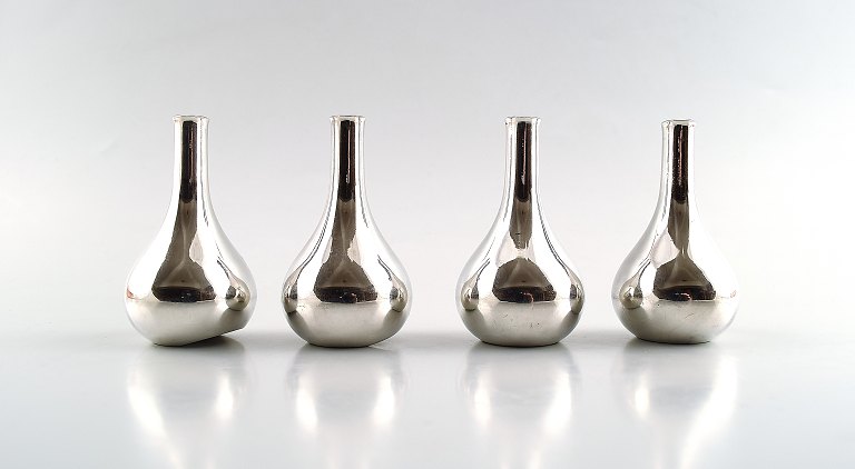 Jens Quistgaard. Danish design, 60s.
2 Pair of candlesticks in silver-plated metal.