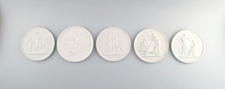 5 biscuit plaques / plaques after Thorvaldsen, Royal Copenhagen and one B&G 
(Bing & Grondahl).