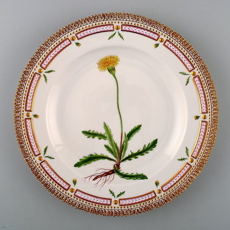 Royal Copenhagen Flora Danica dinner plate # 20/3549.
