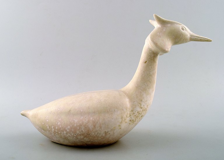 Rörstrand stoneware figure by Gunnar Nylund, eider.
