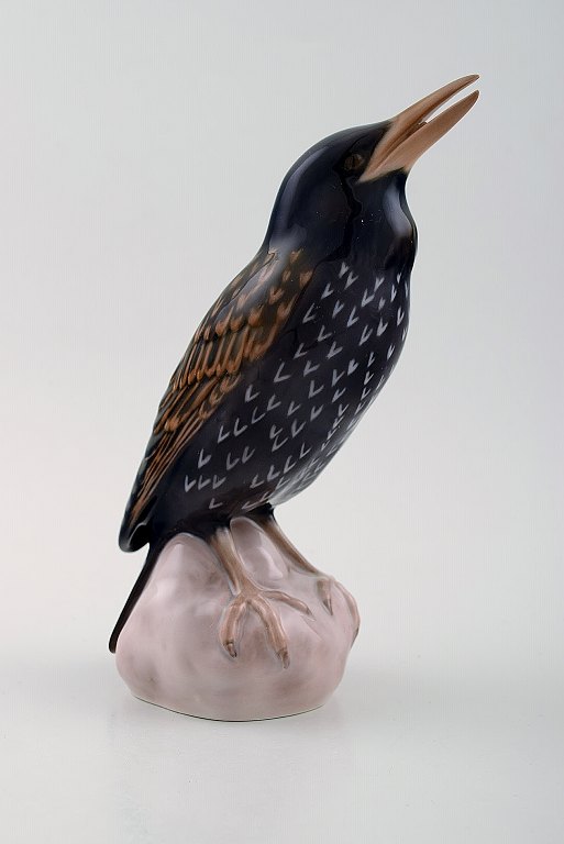 Bing & Grondahl bird, B&G number 1880 Starling.
