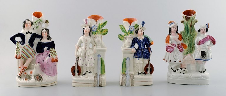 1800-tallet, Staffordshire 4 fajance figurer.
