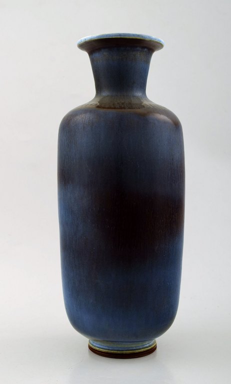 Berndt Friberg Studio keramikvase. Moderne svensk design. Unika, håndlavet.