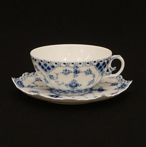 Royal Copenhagen Zwiebelmuster Vollspitze, Teetasse. #1130. H: 5,2cm. 2 Stück 
auf Lager